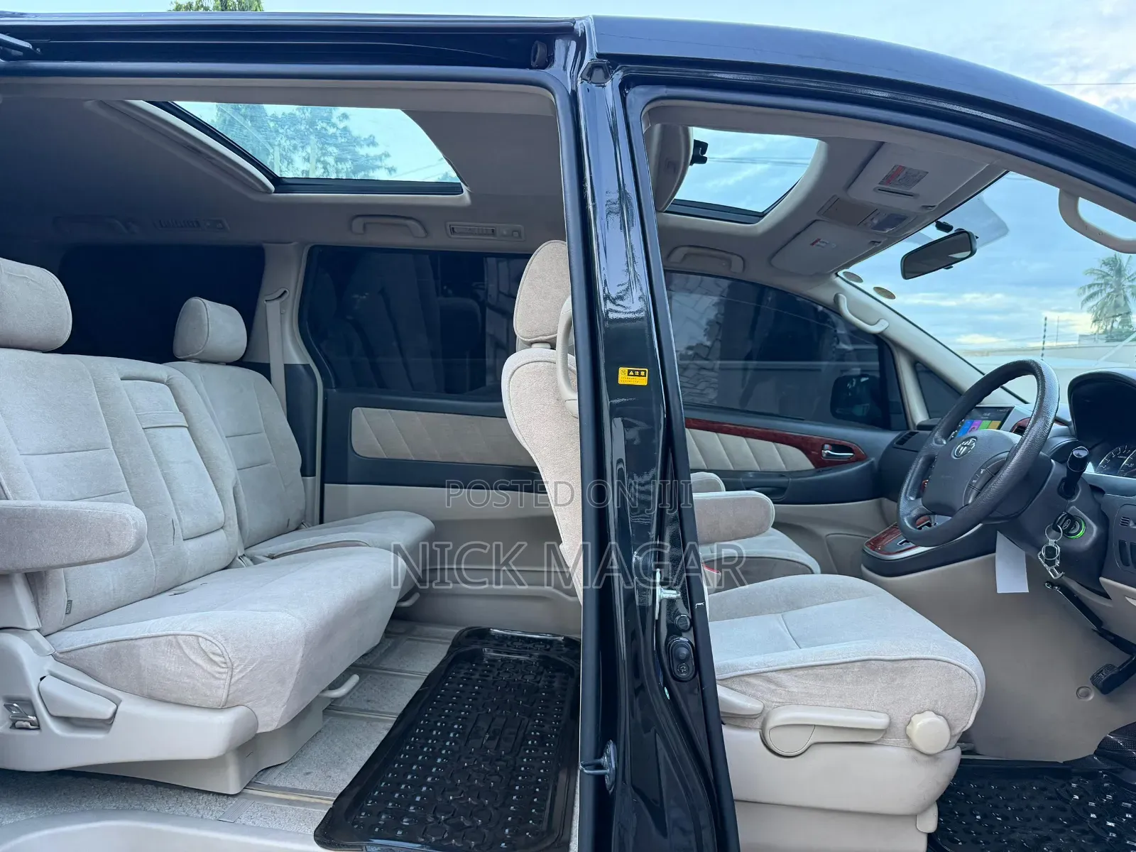 Toyota Alphard 2005 Black