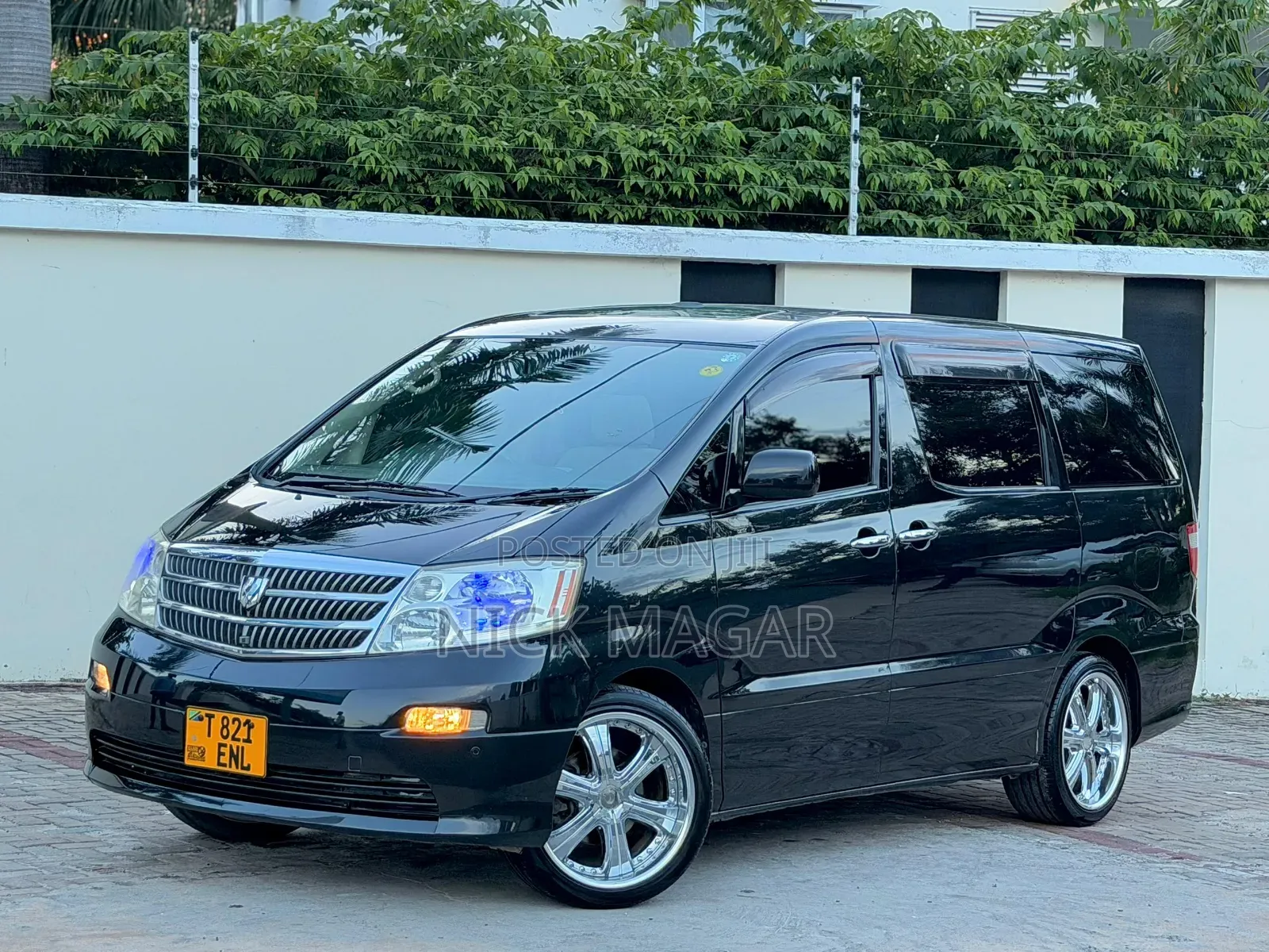 Toyota Alphard 2005 Black