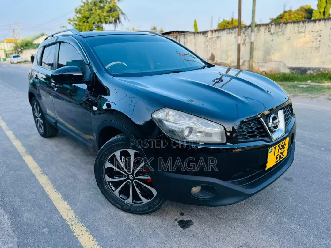 Nissan Dualis 2008 Black