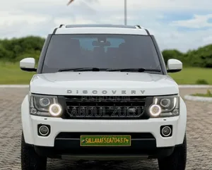 Land Rover Discovery 2014 White