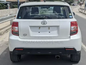 Toyota IST 2018 White