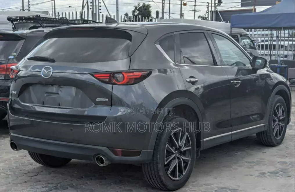 Mazda CX-5 2020 Gray