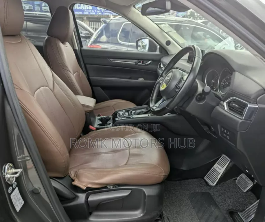 Mazda CX-5 2020 Gray