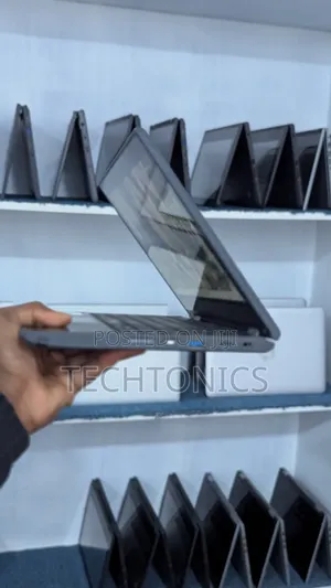 Laptop Lenovo 300e 8GB AMD SSD 128GB