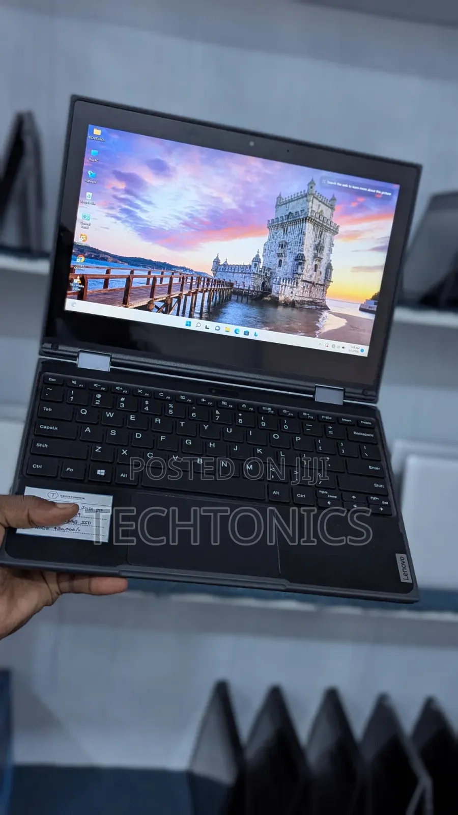 Laptop Lenovo 300e 8GB Intel Pentium SSD 128GB