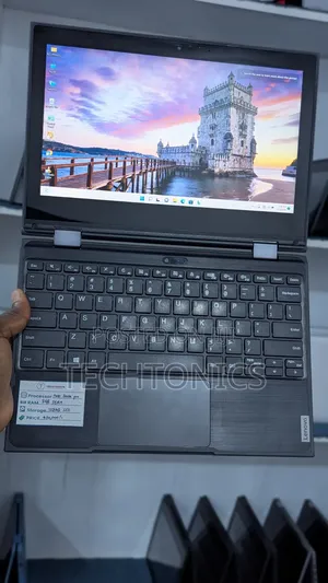 Laptop Lenovo 300e 8GB Intel Pentium SSD 128GB