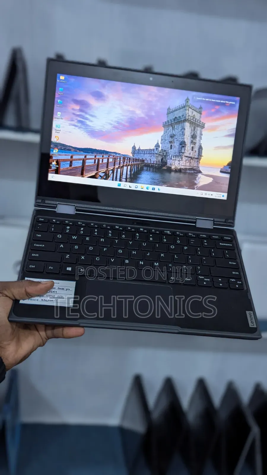 Laptop Lenovo 300e 8GB Intel Pentium SSD 128GB
