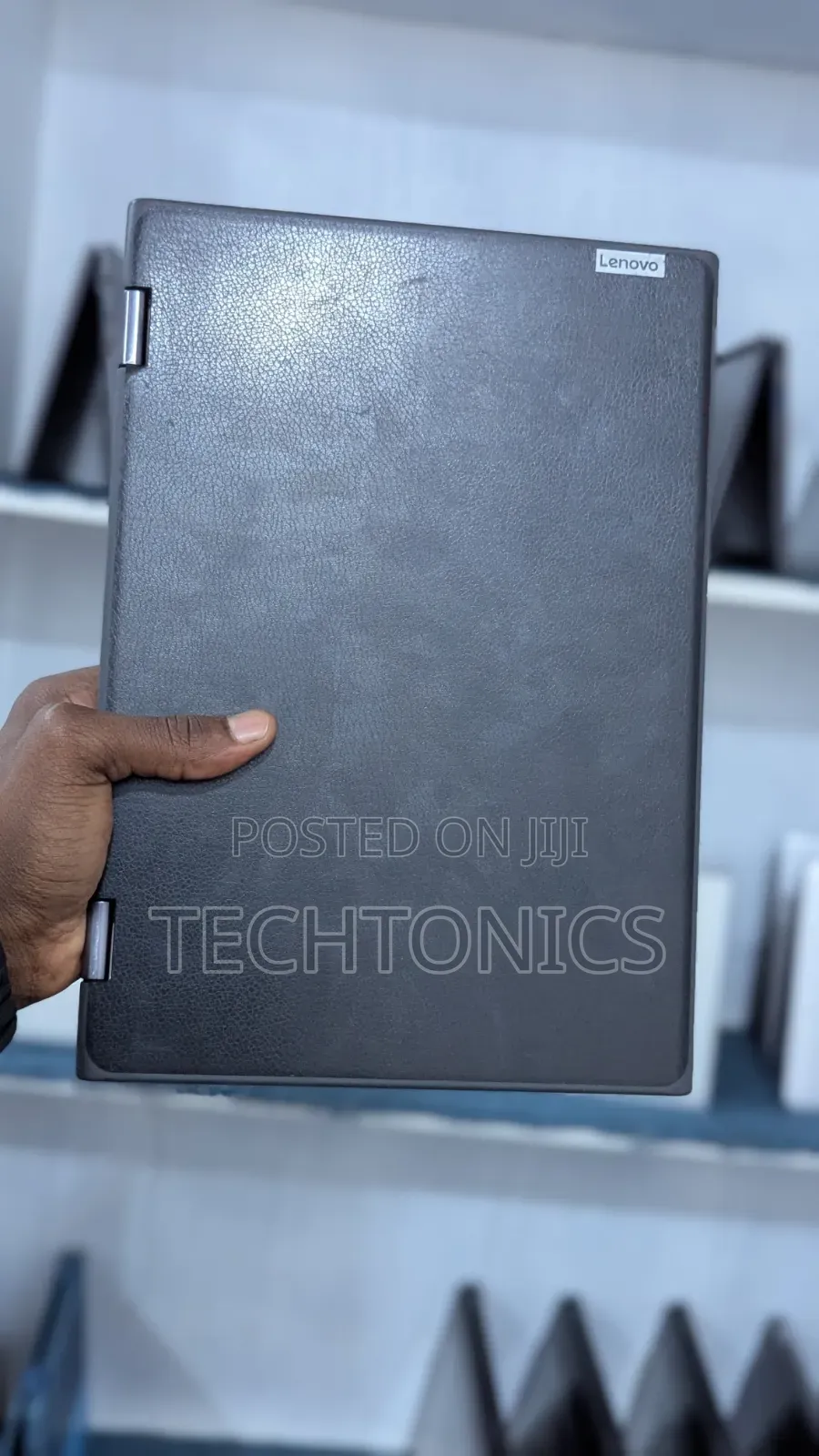 Laptop Lenovo 300e 8GB AMD SSD 128GB
