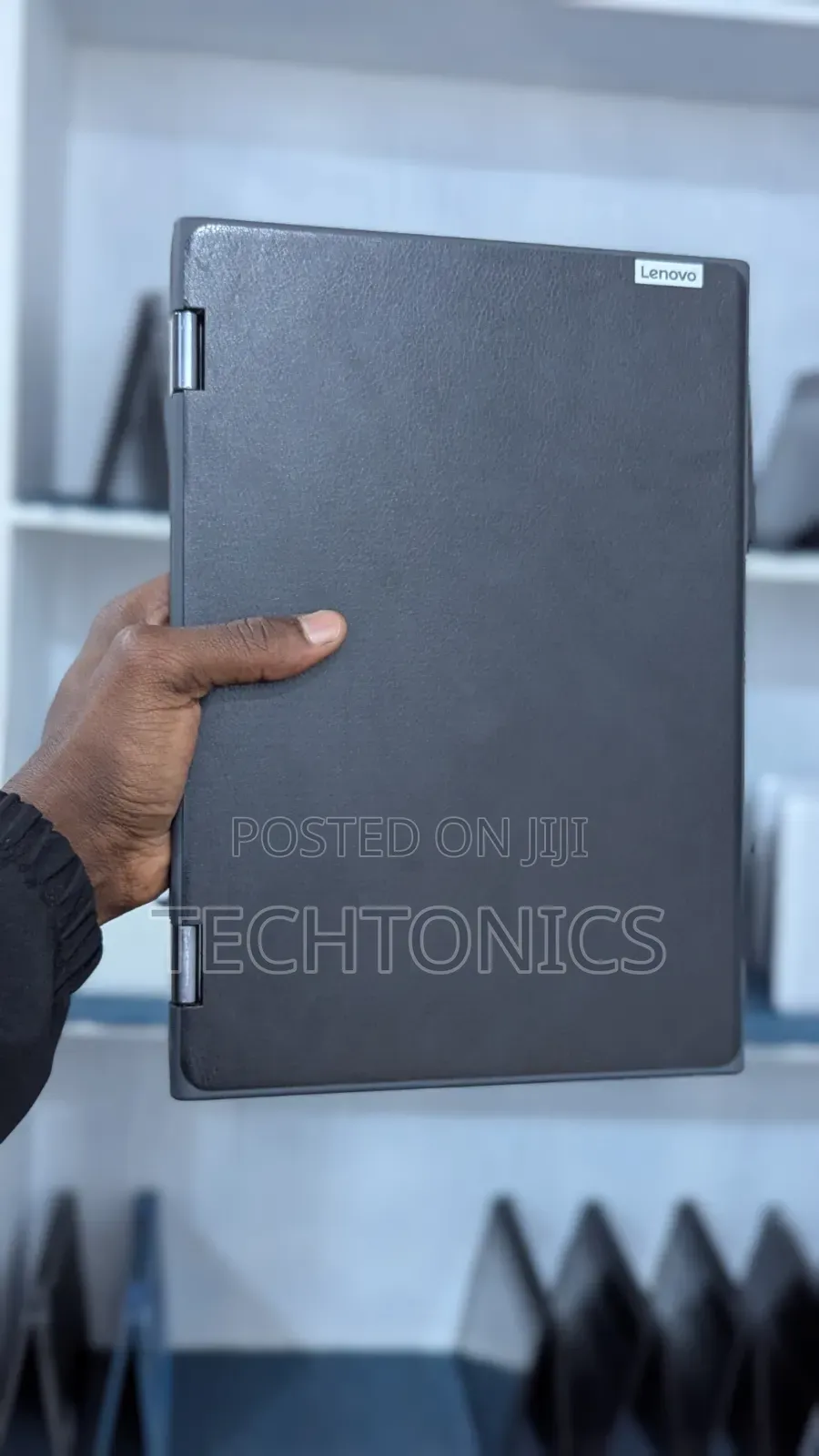 Laptop Lenovo 300e 8GB AMD SSD 128GB