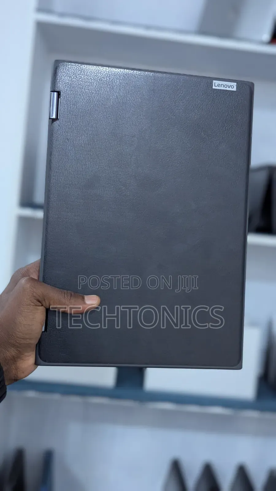 Laptop Lenovo 300e 8GB AMD SSD 128GB