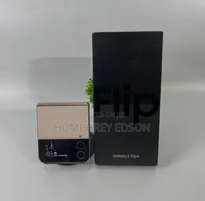 New Samsung Galaxy Z Flip4 128 GB