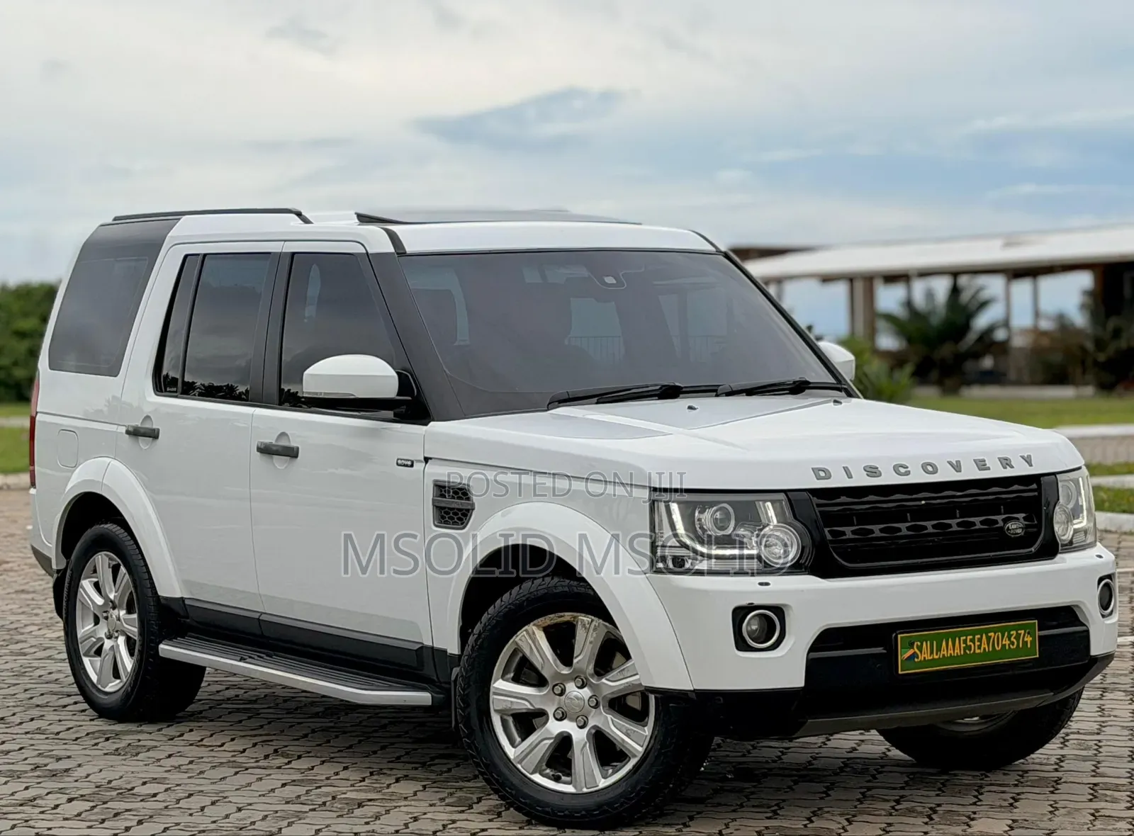 Land Rover Lr4 2015 White