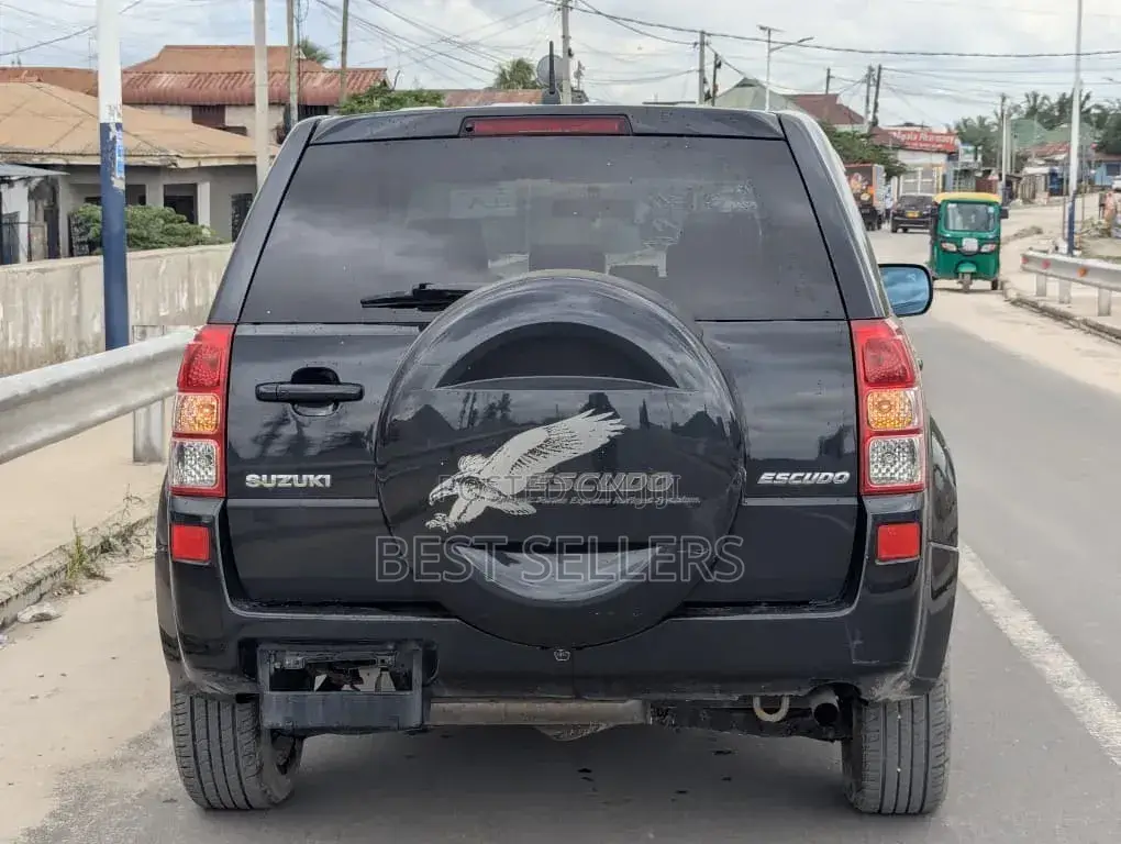 Suzuki Escudo 2007 Black