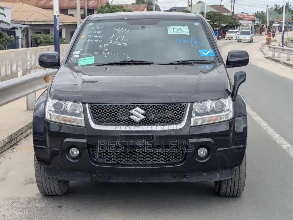 Suzuki Escudo 2007 Black