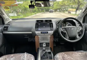 Toyota Land Cruiser Prado 2.8 2022 Matt Black
