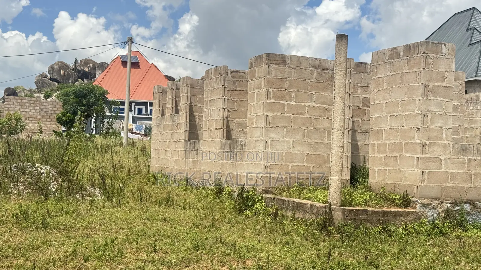 3bdrm House in Fella for sale