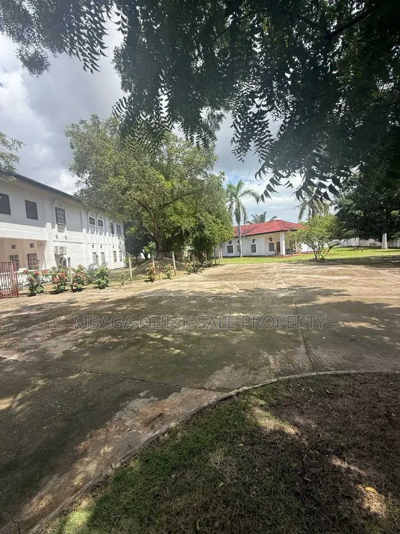 6bdrm House in Mbezi Beach for rent