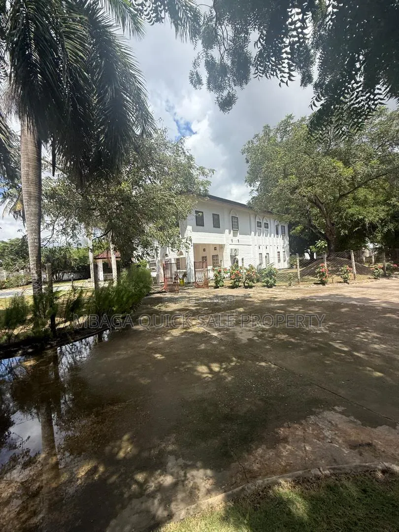 6bdrm House in Mbezi Beach for rent