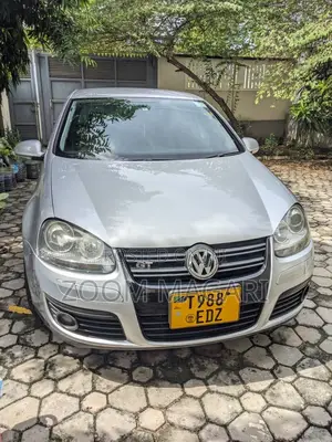 Volkswagen Golf 2016 Silver