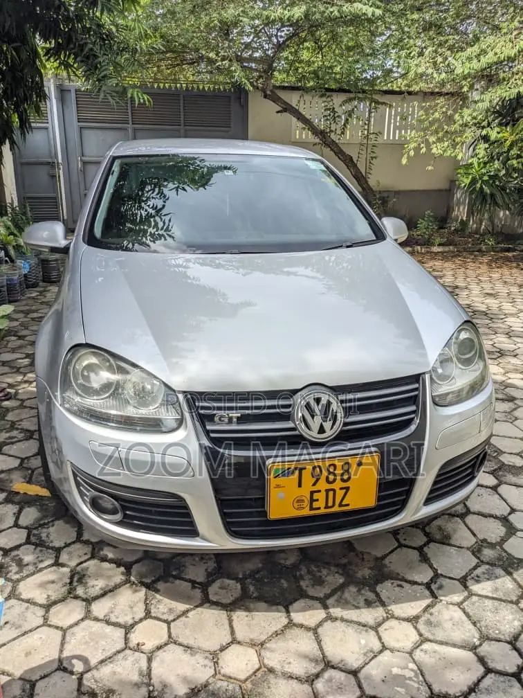 Volkswagen Golf 2016 Silver