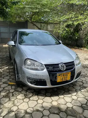 Volkswagen Golf 2016 Silver
