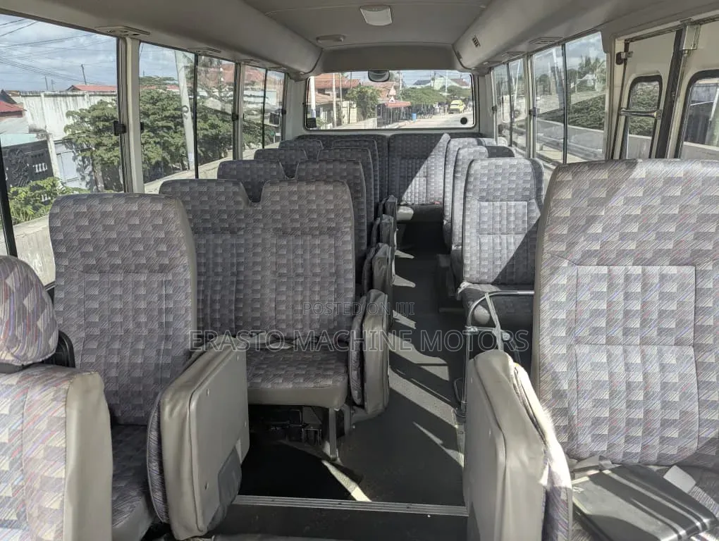 Nissan Civilian 2003 White