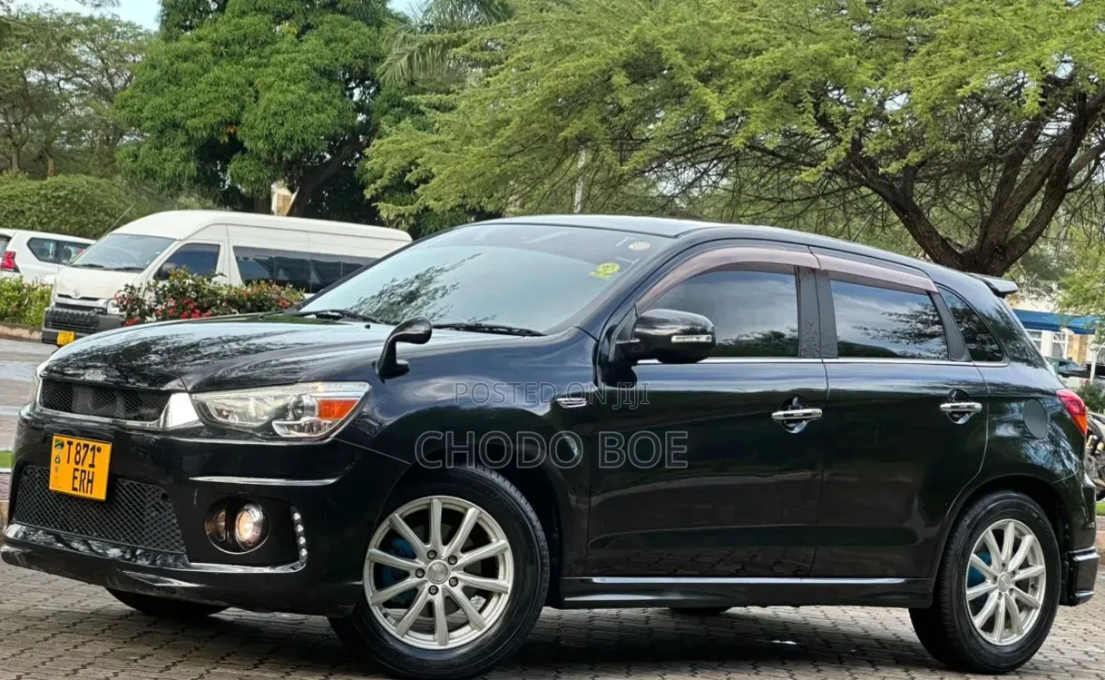 Mitsubishi RVR 2.0 2012 Black