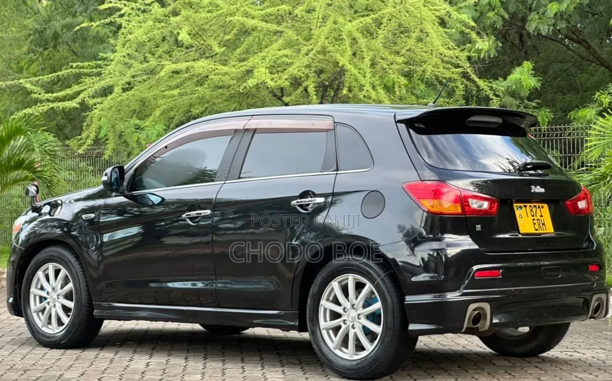 Mitsubishi RVR 2.0 2012 Black