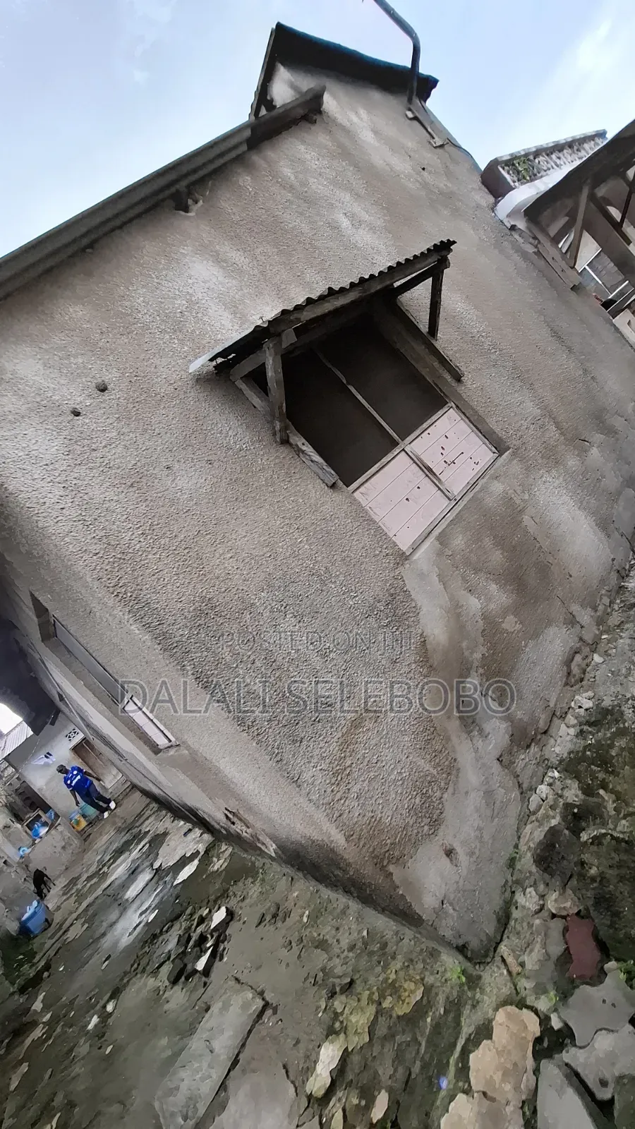 Plot or House Old at Sinza E