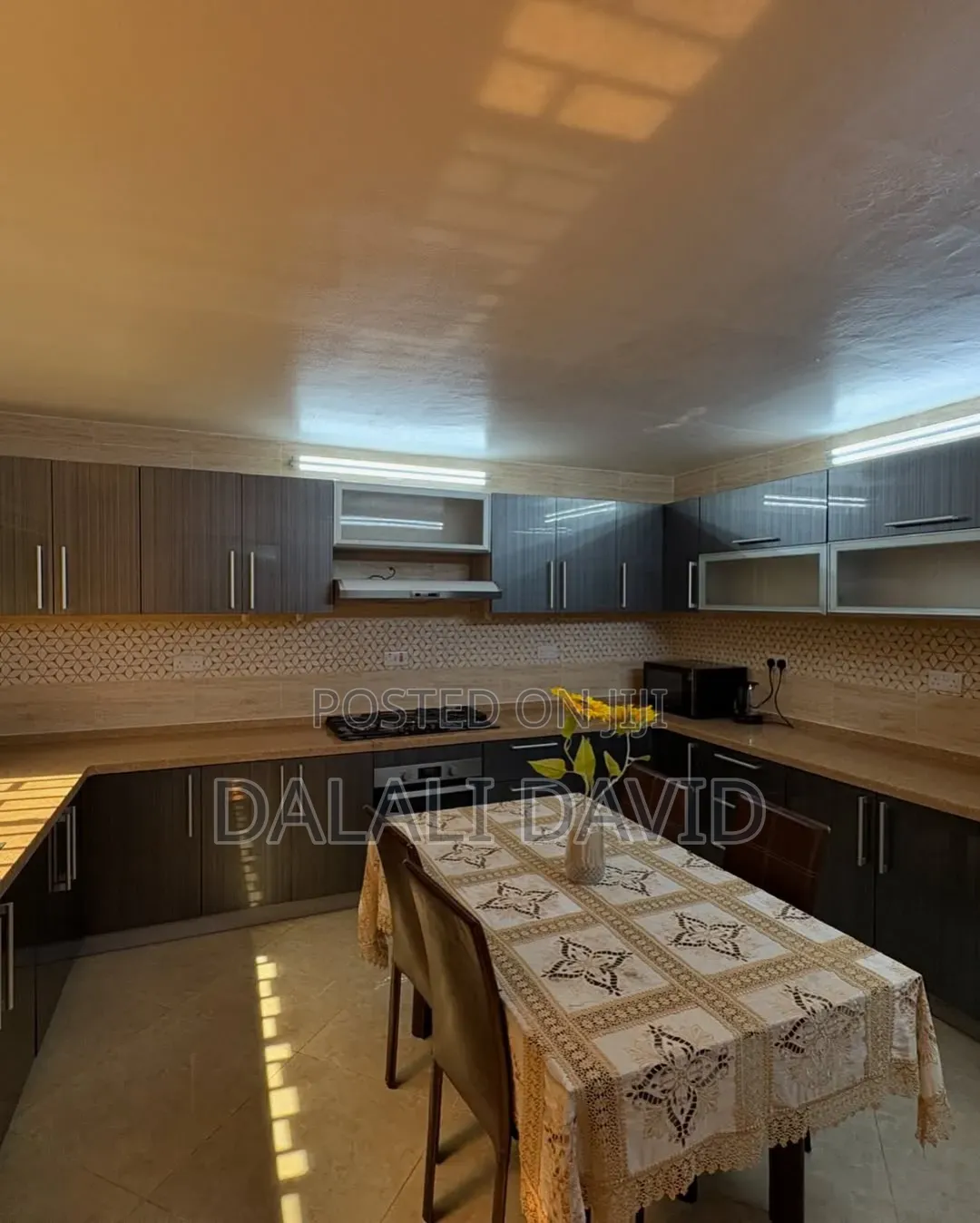 Furnished 3bdrm Villa in Oysterbay for rent