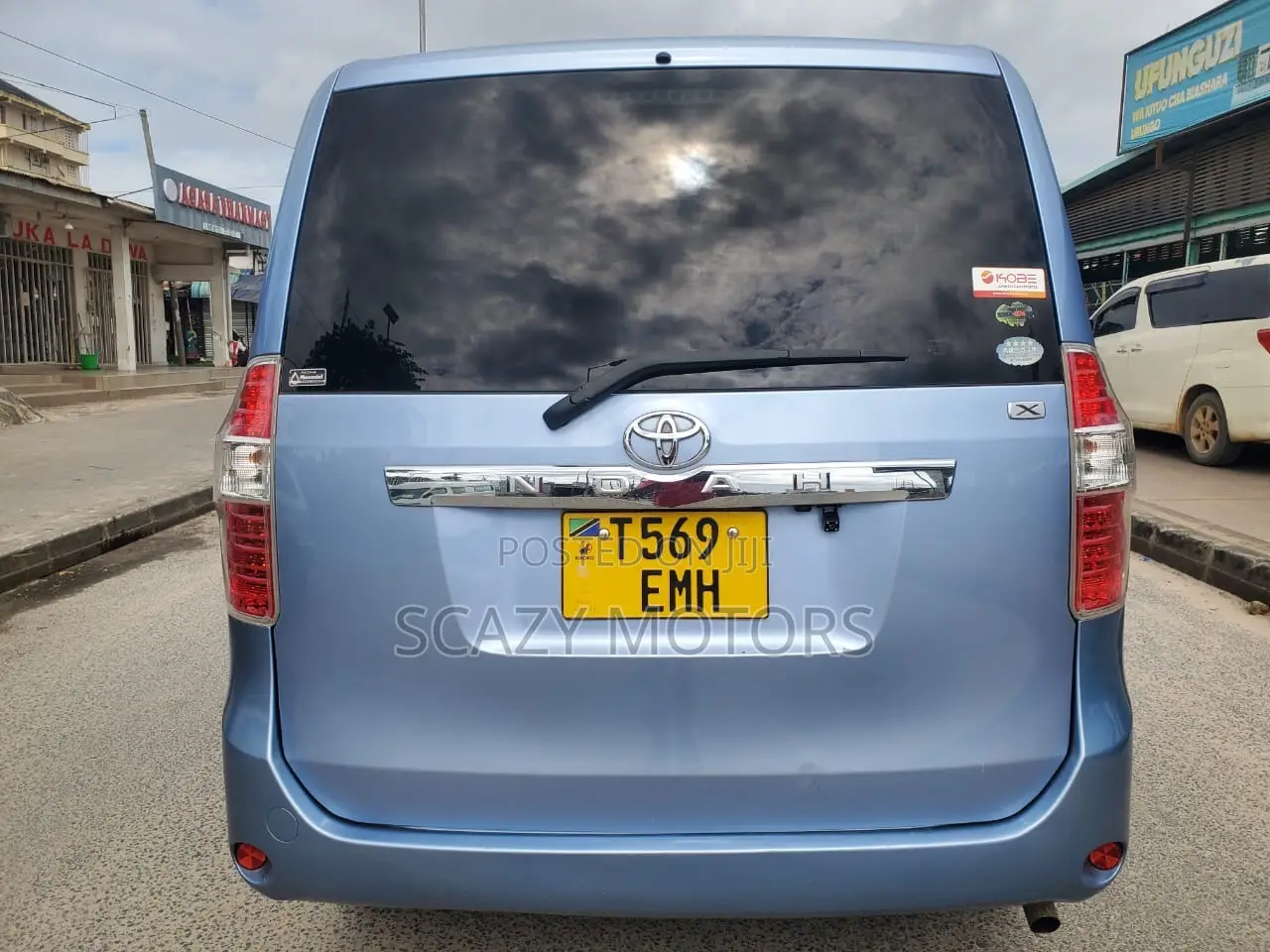 Toyota Noah 2007 Blue