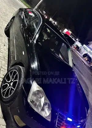 Toyota Crown 2004 Black