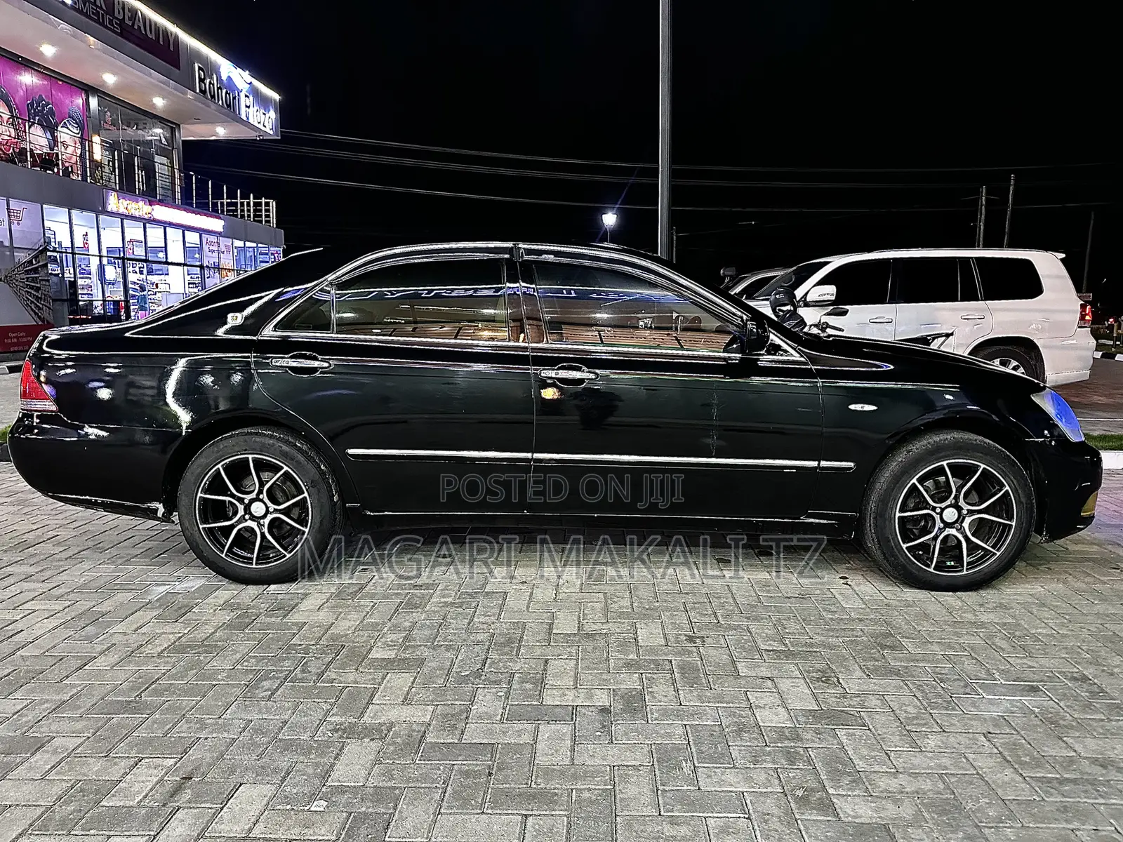 Toyota Crown 2004 Black