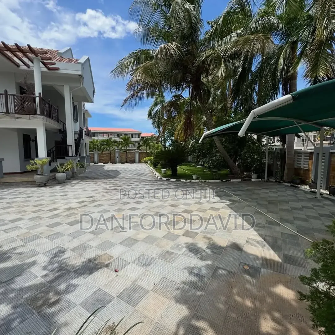 5bdrm House in Kahwa Real Estate, Mbezi Beach for rent