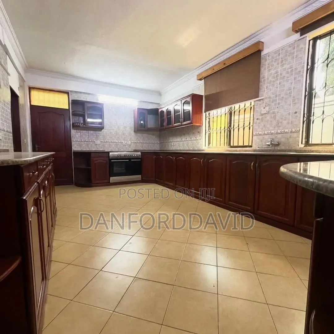 5bdrm House in Kahwa Real Estate, Mbezi Beach for rent