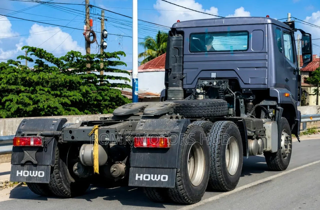 Heavy Duty Truck
