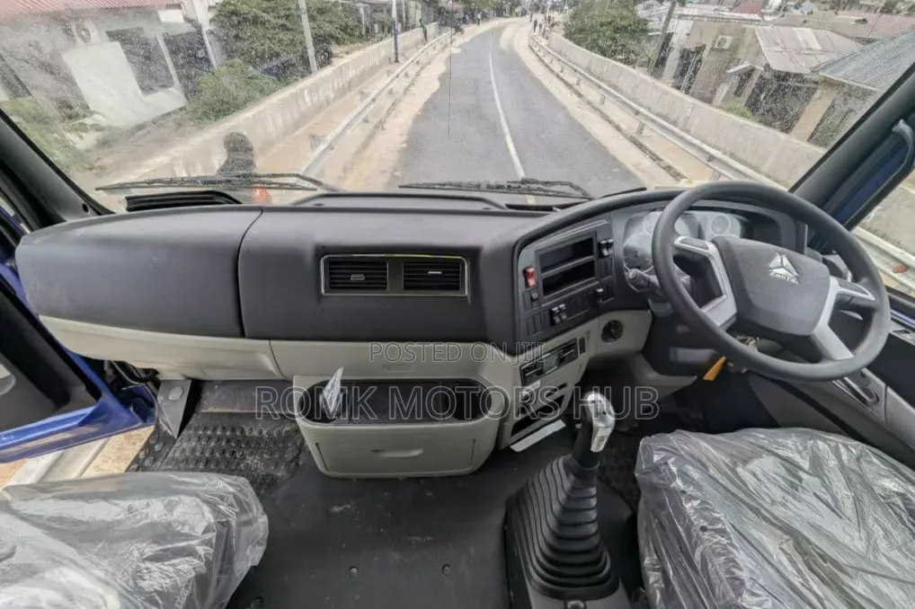 Heavy Duty Truck