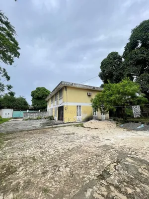 Plot Area SQM 980 for Sale at Kimara Kona