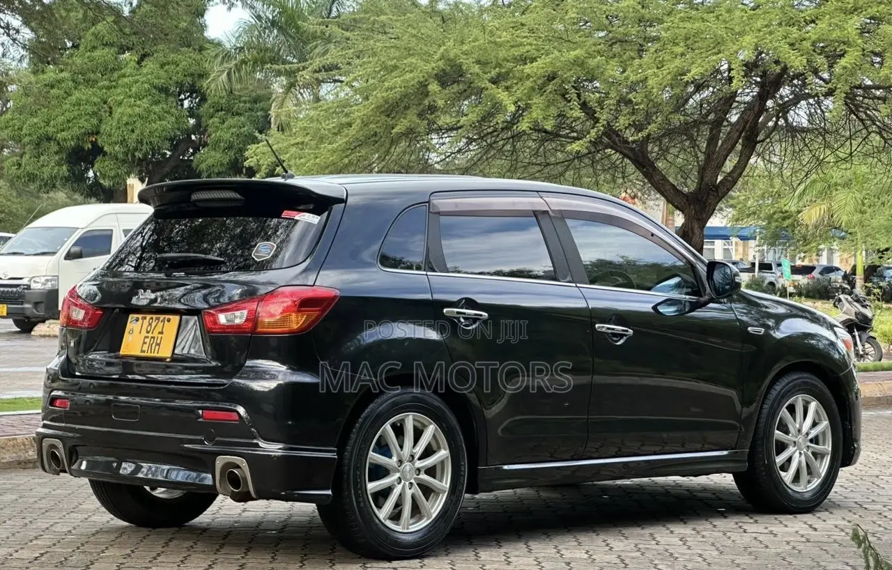Mitsubishi RVR 2.0 2012 Black