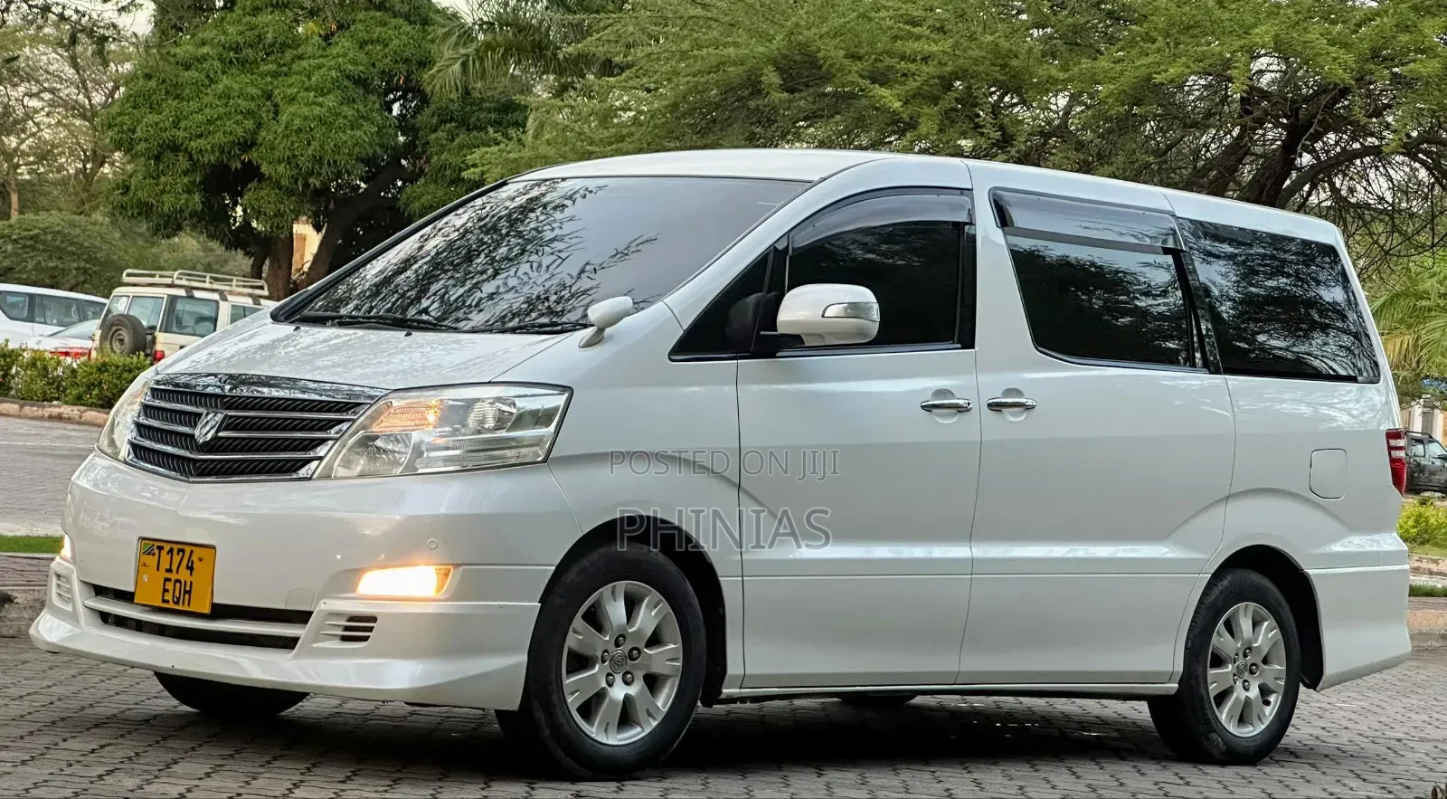 Toyota Alphard 2007 White
