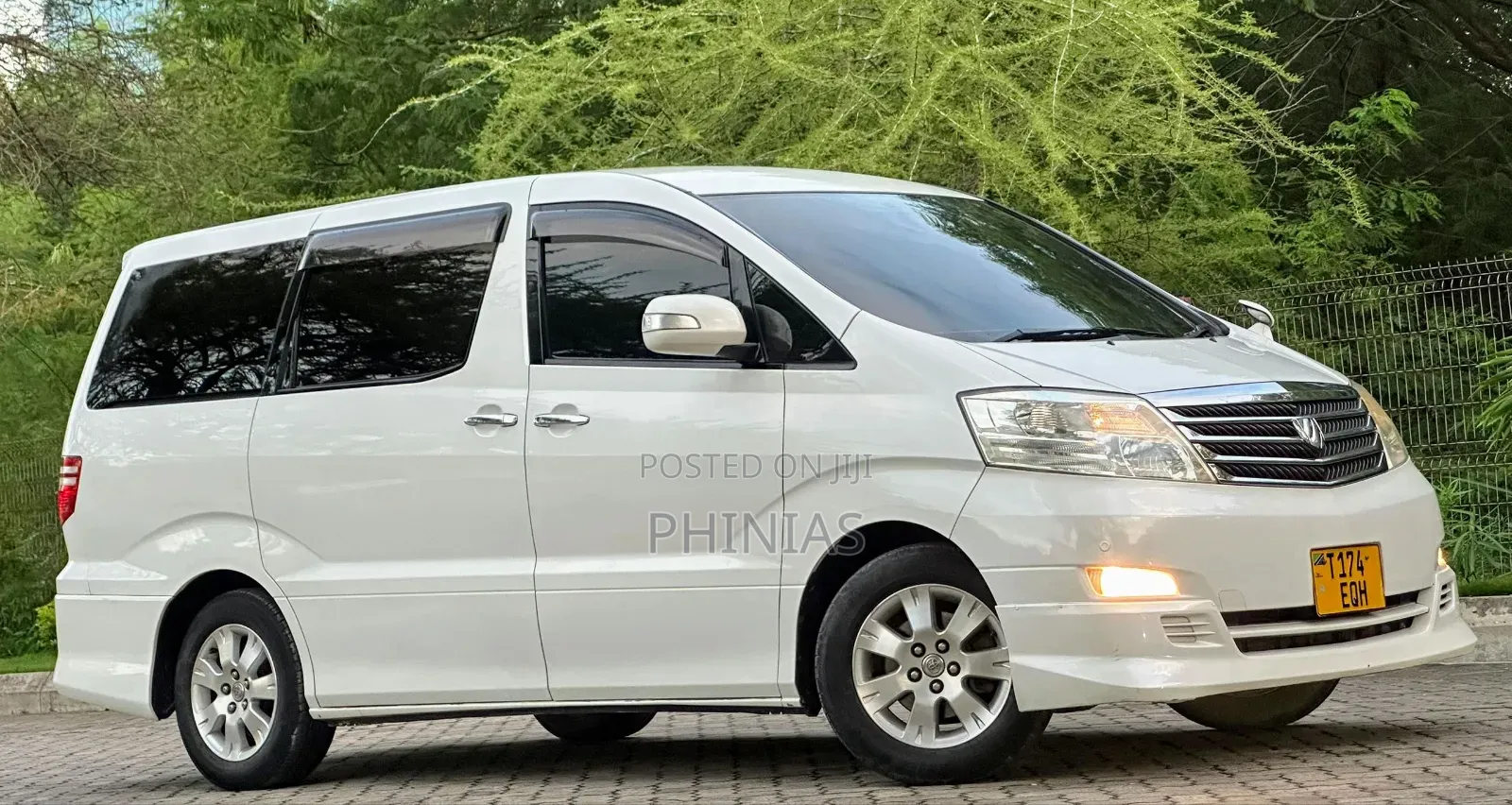 Toyota Alphard 2007 White