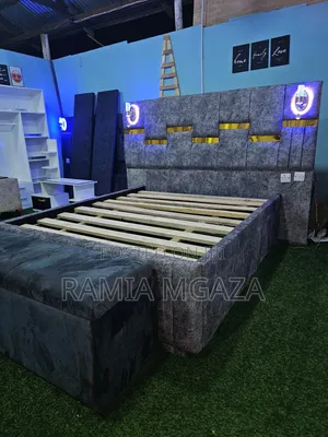 Vitanda Vya Taa Vipooo