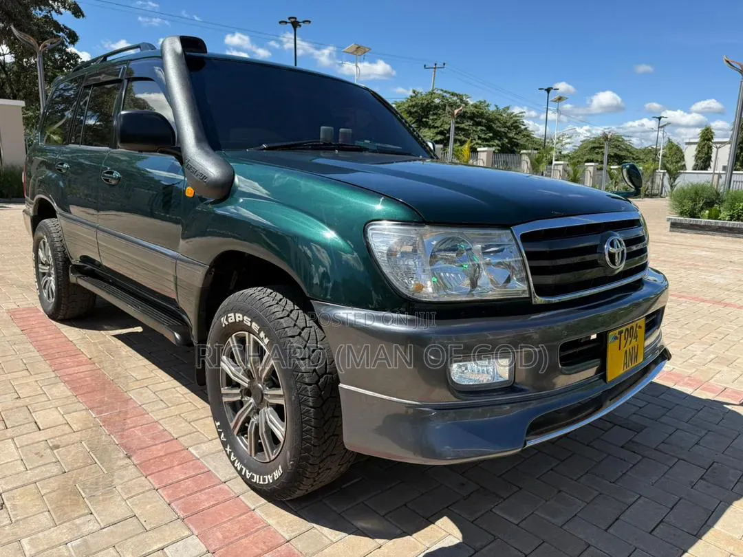 Toyota Land Cruiser 1998 Black
