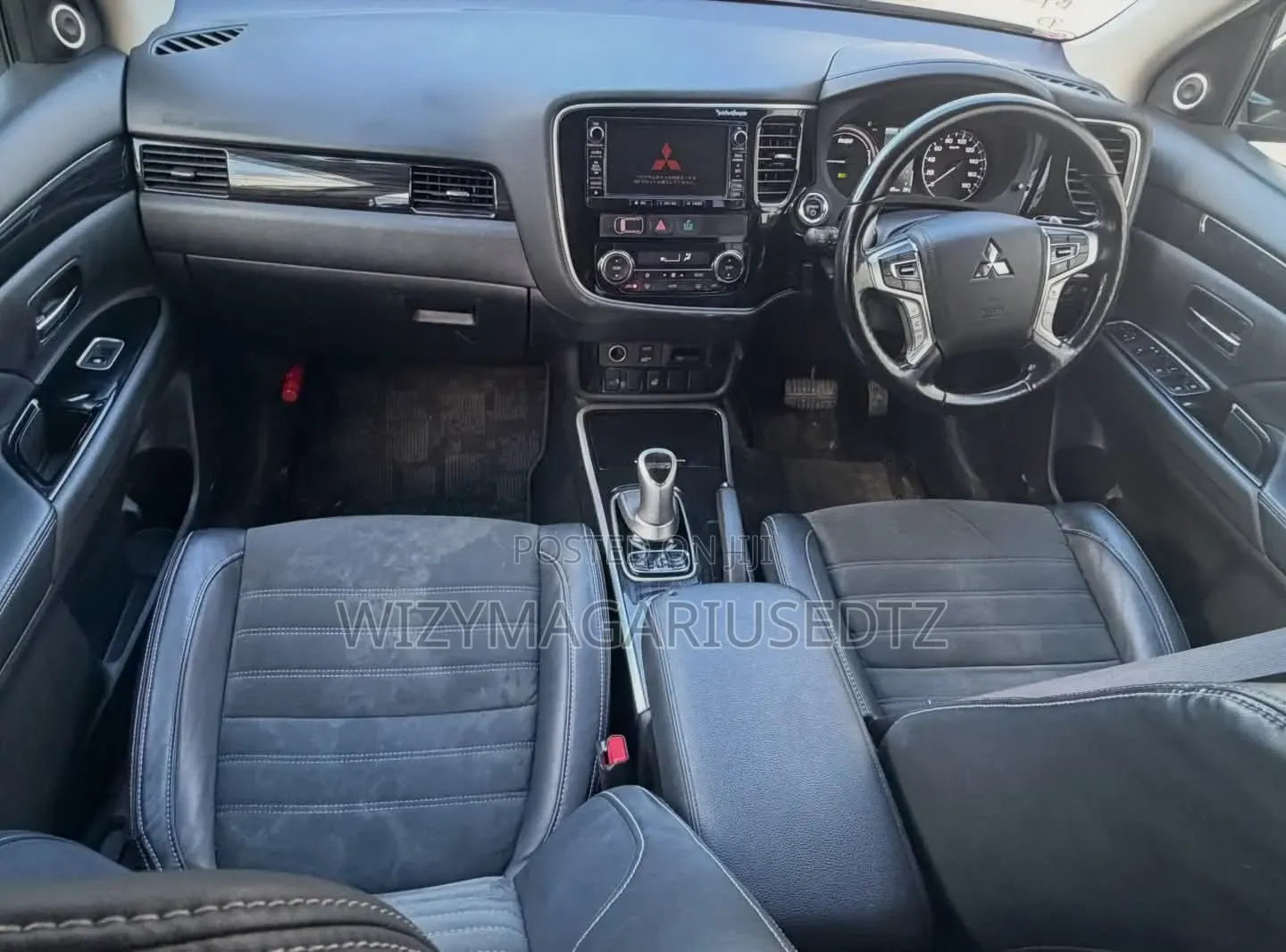 Mitsubishi Outlander 2.0 PHEV AWD 2015 Burgundy