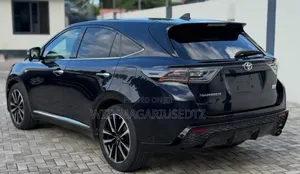 Toyota Harrier 2.0 2016 Ivory