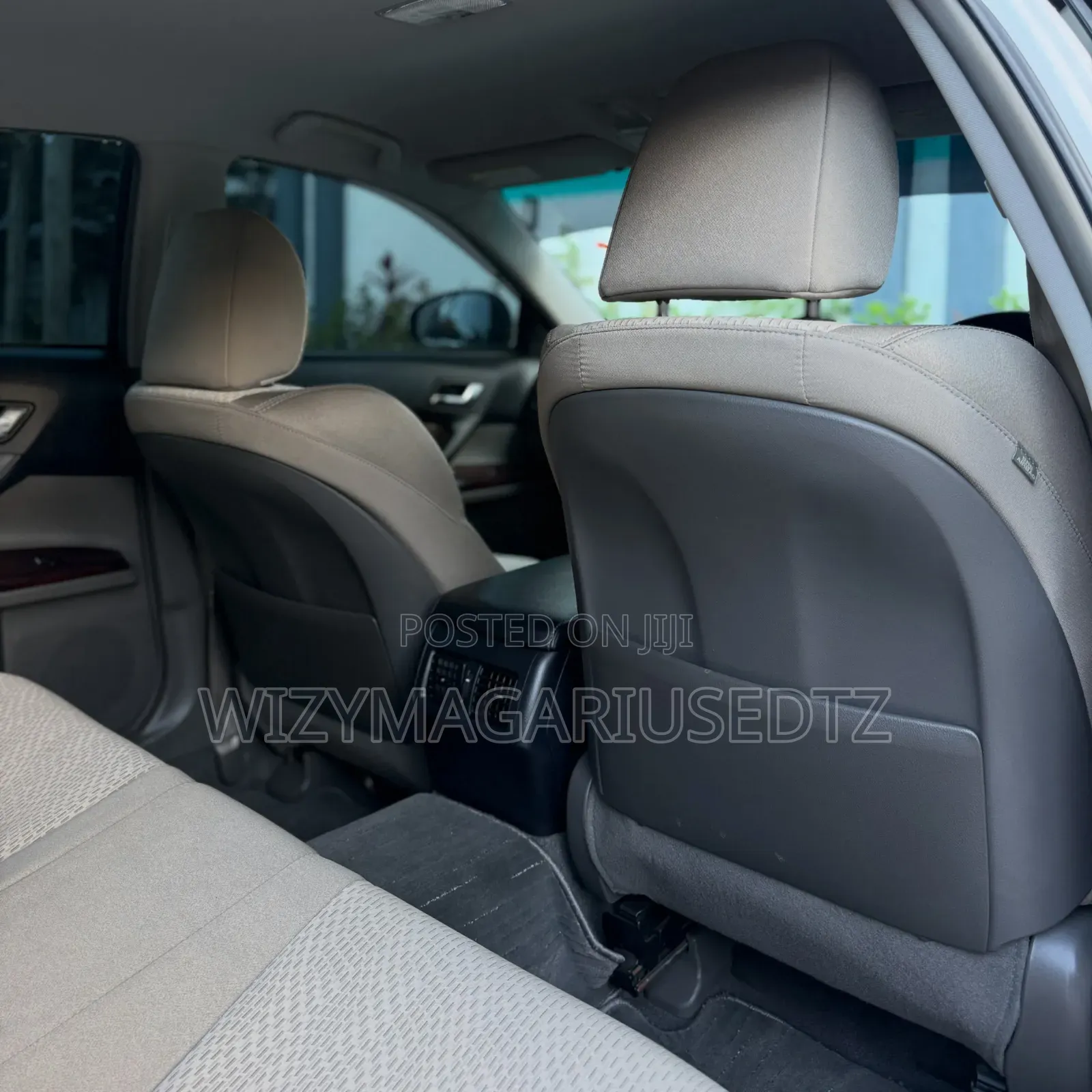 Toyota Mark X 2010 Off white
