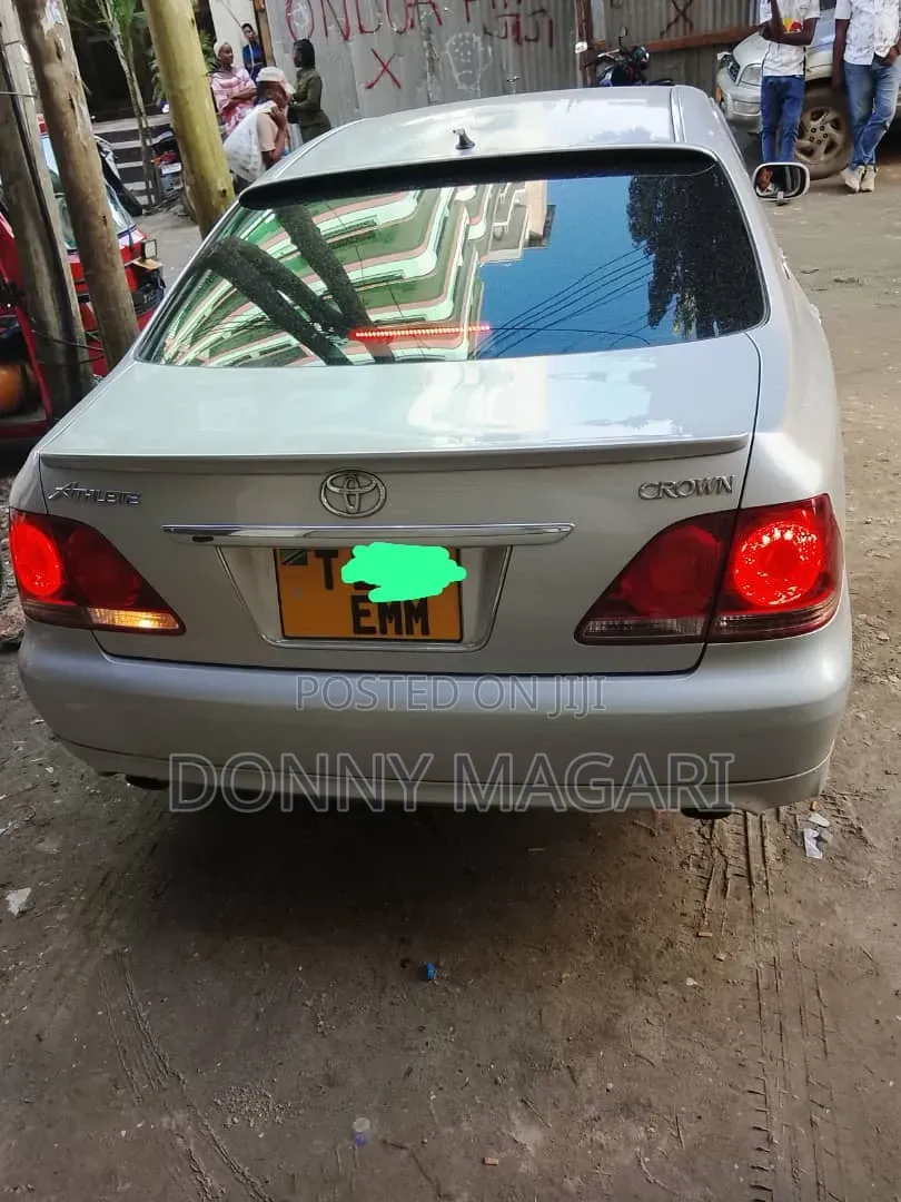 Toyota Crown 2007 Silver