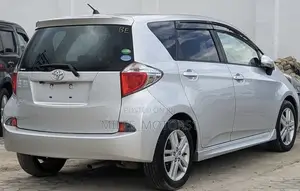 Toyota Ractis 2012 Silver