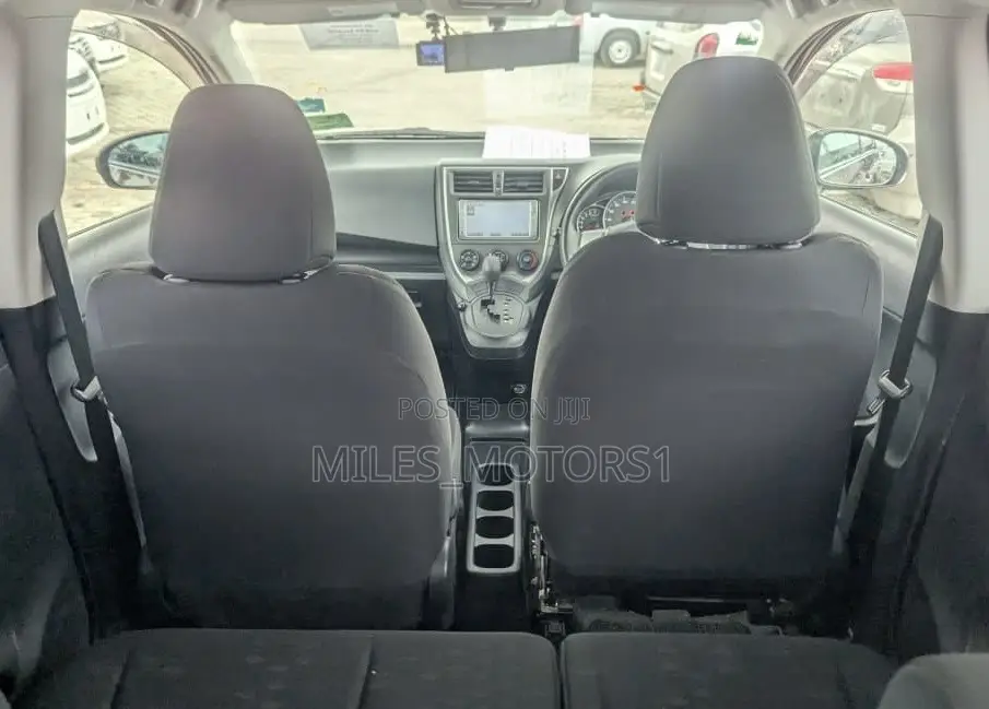 Toyota Ractis 2012 Brown