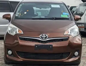 Toyota Ractis 2012 Brown